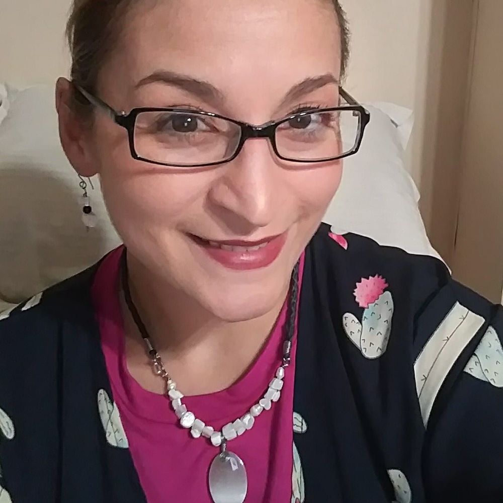 Meet your Posher, Yvette